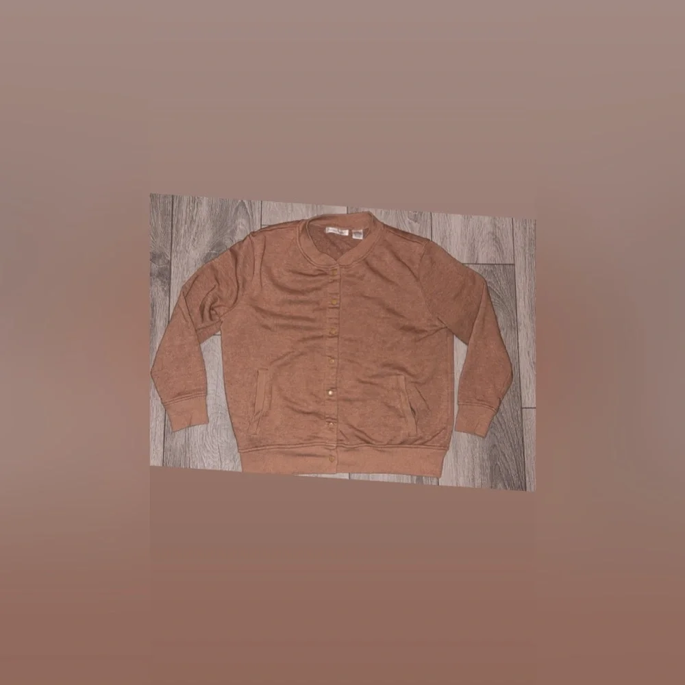 Hastings & Smith Women’s Button Up Cardigan Sweater Size Petite Medium Brown